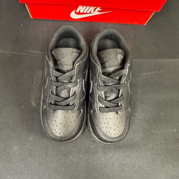 Nike Dunk Low (TDE) - 7C - Picture 4 of 10